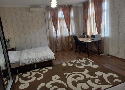 Оренда простороі квартири, Центр