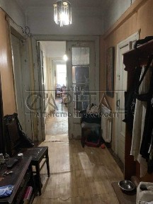Продаж 3к квартира у історичному центрі міста по вулиці Євгена Чикаленка. Царська будівля, вигідна ціна!