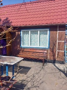 Дача біля річки на Вороніна