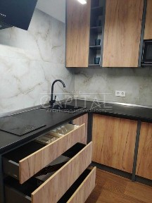 Продається простора 1-кімнатна квартира у ЖК «Svitlo Park»