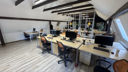Вайбовий OPENSPACE за 4 хв від ЛЕМ (ціну знижено) !