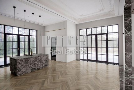 Продаж Будинку с. Лебедівка 1130м2