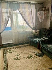 3к. квартира. Второй этаж.