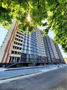 Продам однокомнатную квартиру в сданом доме ЖК Прохоровский квартал. Высокий 1-й этаж, закрытая и безопасная квартира.