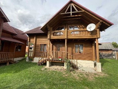 Будинок в Микуличині