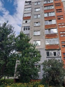 Продається 1 кімнатна, Пухова б 148, 40 м, ЧН, біля Єпіцентру