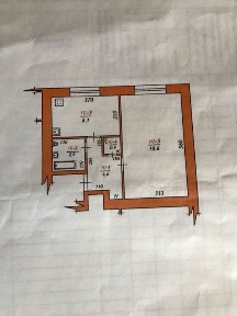 Продається 1-кімнатна квартира в центрі м. Свалява