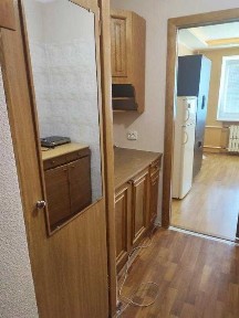 Продам гостинку у Слобідському районі на Нових будинках