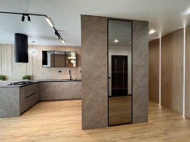 Продаж ексклюзивної 3 кім. квартири з дизайнерським ремонтом. В Центрі