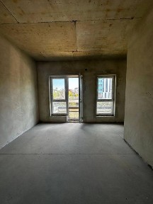 Трикімнатна ексклюзивна біля озера