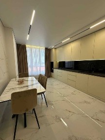 2 кімнатна квартира в центрі