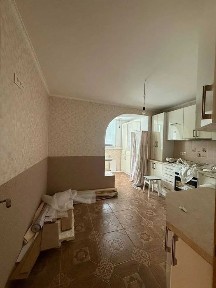2-кімнатна квартира з ремонтом по вул. Крайна (Програми)