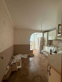 2-кімнатна квартира з ремонтом по вул. Крайна (Програми)