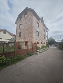 Продаж будинку у Львові по вул Самбірська
