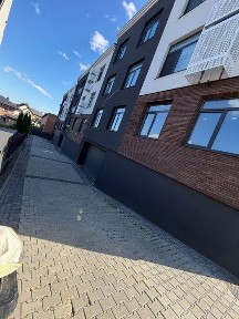Продаж квартири в новому будинку район. 