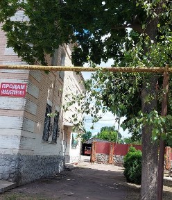 2-х поверхова будівля