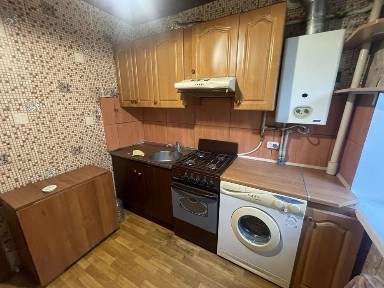 Продам 1к кв. на 12 кварталі вул. Козака Мамая