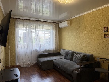 Продаж 2 кімн. квартири на 3 Східному вул. Лісового 33.