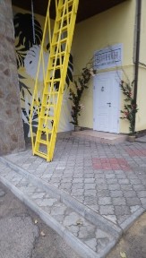 Сдам. Здание отдельно стоящее 500 м. кв. центр. 450 грн.