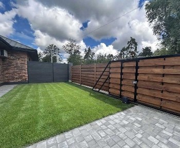 Продаж сучасного будинку з ремонтом, меблями та технікою| 85 кв. м | 2,5 сотки | Поруч з лісом