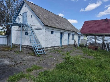 Продам хату в с. Томилівка