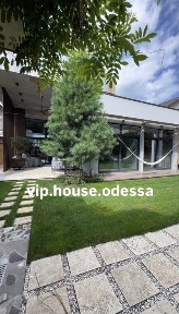 Продаж сучасного преміального будинку в Одесі