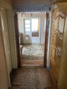 Продається двокімнатна квартира на другому поверсі поруч з центром по вул Берегівська !