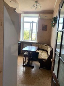 Продається 3-х кімнатна квартира, вул Волосна