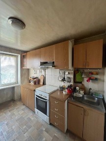 Продам двосторонню 3кімнатну 