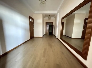 ПРОДАЖ 4 кім квартири, вул. Білецька з дизайнерським ремонтом