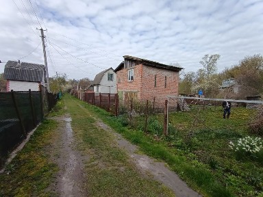 Дача, Киїнка, з піччю і каміном
