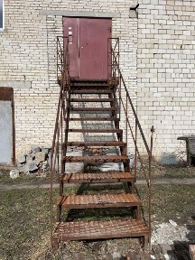 Оренда приміщення 2-го поверху, площею 47 кв. м. (можливий продаж цілої будівлі)