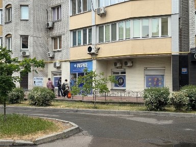 Продаж комерційного приміщення на вул. Княжий Затон 4, площа 137.1 кв. м • ID 34227844