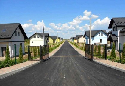Продам готовий будинок з ділянкою 30 км від Києва