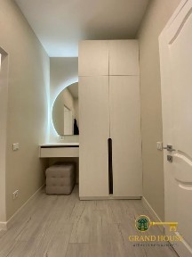 Оренда дизайнерської квартири в центрі міста з АВТОНОМНИМ ОПАЛЕННЯМ з інвертором