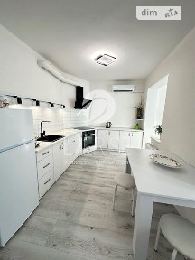 Продаж 1к квартири 33 кв. м на просп. Академіка Глушкова 6 • ID 34546498
