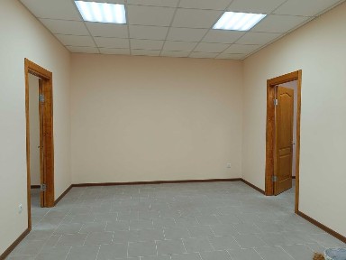 Здається окреме приміщення 60 кв. м під комерцію р-н вул. Виговського, ремонт, свій санвузол, сигналізація