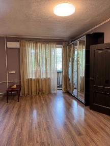Без % Продаж 2-х кімнатної квартири, Дарницька площа, вул. Будівельників 1, ціна 55 000 у. о