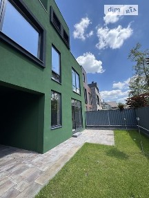 Продаж 3 поверхового таунхауса з ділянкою на 1.5 сотки, 145 кв. м, 3 кімнати, на вул. Михайла Чалого • ID 34465169