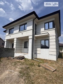 Продаж 2 поверхового таунхауса з ділянкою на 4 сотки, 133 кв. м, 4 кімнати, на Рожева • ID 34457177