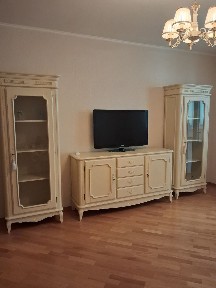 Киев, Драгоманова ул., 6/1