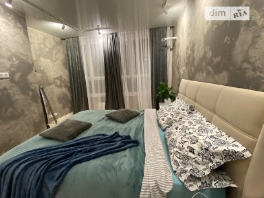 Здам подобово 1к квартиру на вул. Краківська 27 • ID 33717100