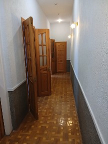 Київ, Олеся Гончара вул., 90/92
