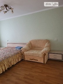 Здам подобово 1к квартиру на вул. Зарічанська 16 • ID 32753206