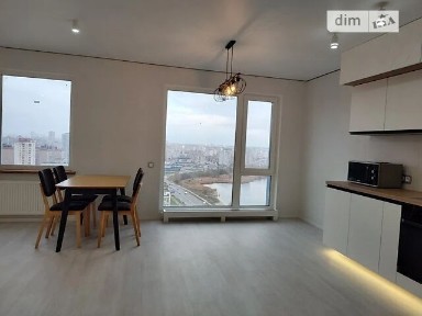 Продаж 3к квартири 84.4 кв. м на вул. Вишняківська 4 • ID 34556450