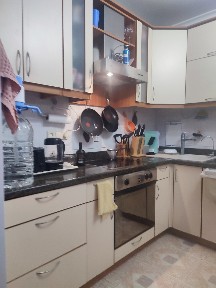 Київ, Драгоманова вул., 3В