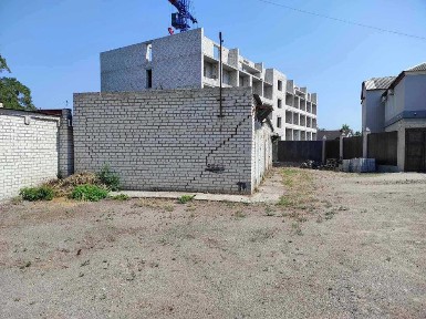 Будівля (СТО, гаражі) центр