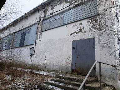 Продаж складської будівлі 1047 кв. м, (земля 1,73 га) вул. Журналістів