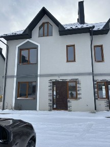 Продам таунхаус з ремонтом