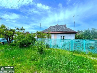 ‼️Дві Сім'ї‼️Будинок з Ремонтом на дві Сім'ї (Два Входи, Дві окремі частини). 6 Соток Приватизовано! Р-н. Червоний Шлях. Центр 9хв.
